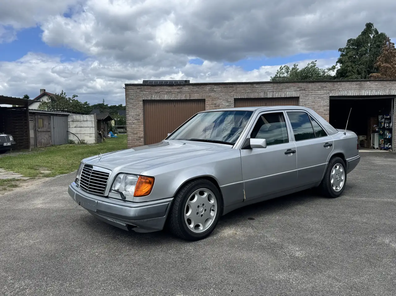 Mercedes-Benz E 260, foto 2