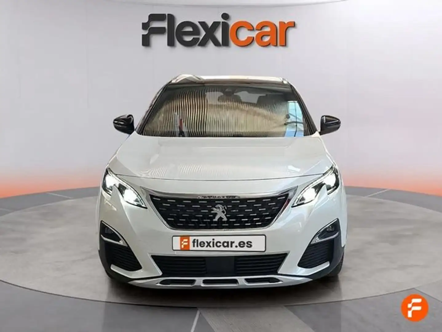 Peugeot 3008 1.2 PureTech S&S Style 130 Weiß - 2