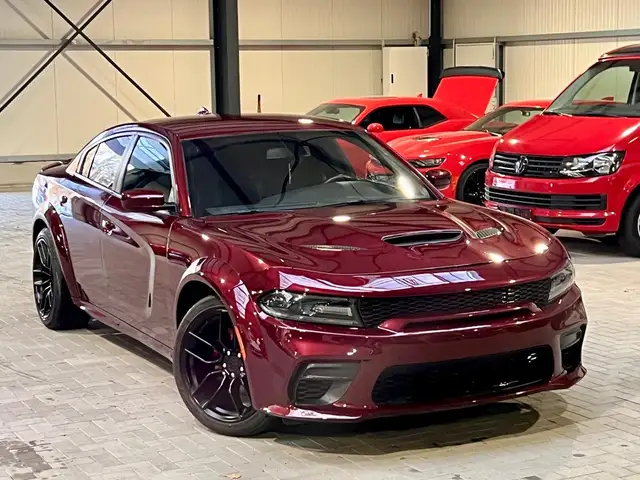 Dodge Charger 3,6 Widebody Kamera Alcantara Navi Beats