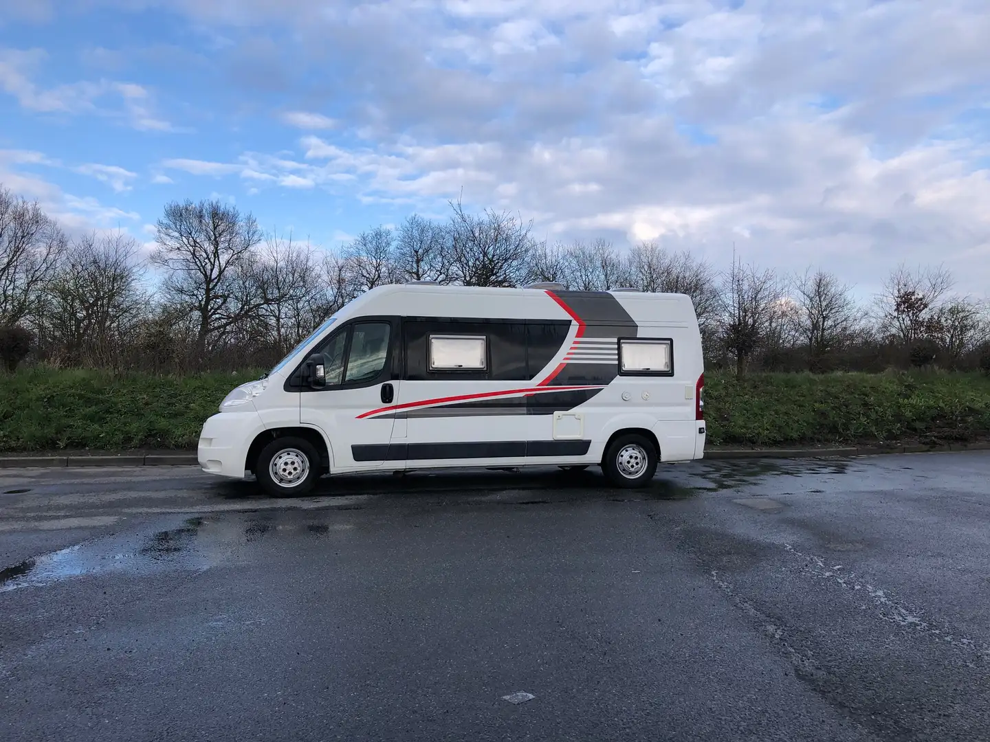 Fiat Ducato KEIN WOMO VON DER STANGE-,SAWEX-Aufbau- SUPER gepf Blanc - 1