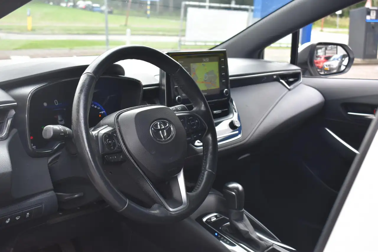 Toyota Corolla Touring Sports 1.8 Hybrid Dynamic Team D Stoel/Stu, миниатюра 2