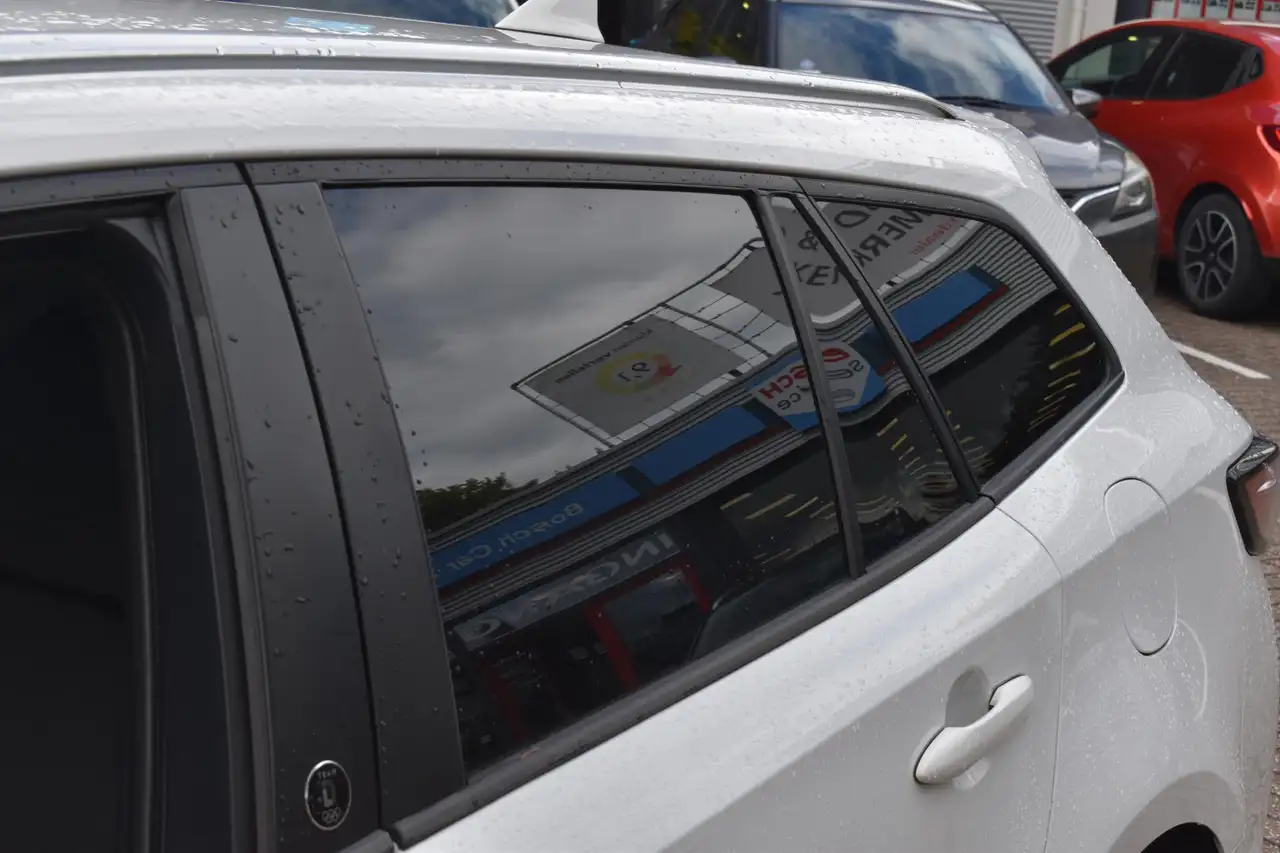 Toyota Corolla Touring Sports 1.8 Hybrid Dynamic Team D Stoel/Stu, миниатюра 20