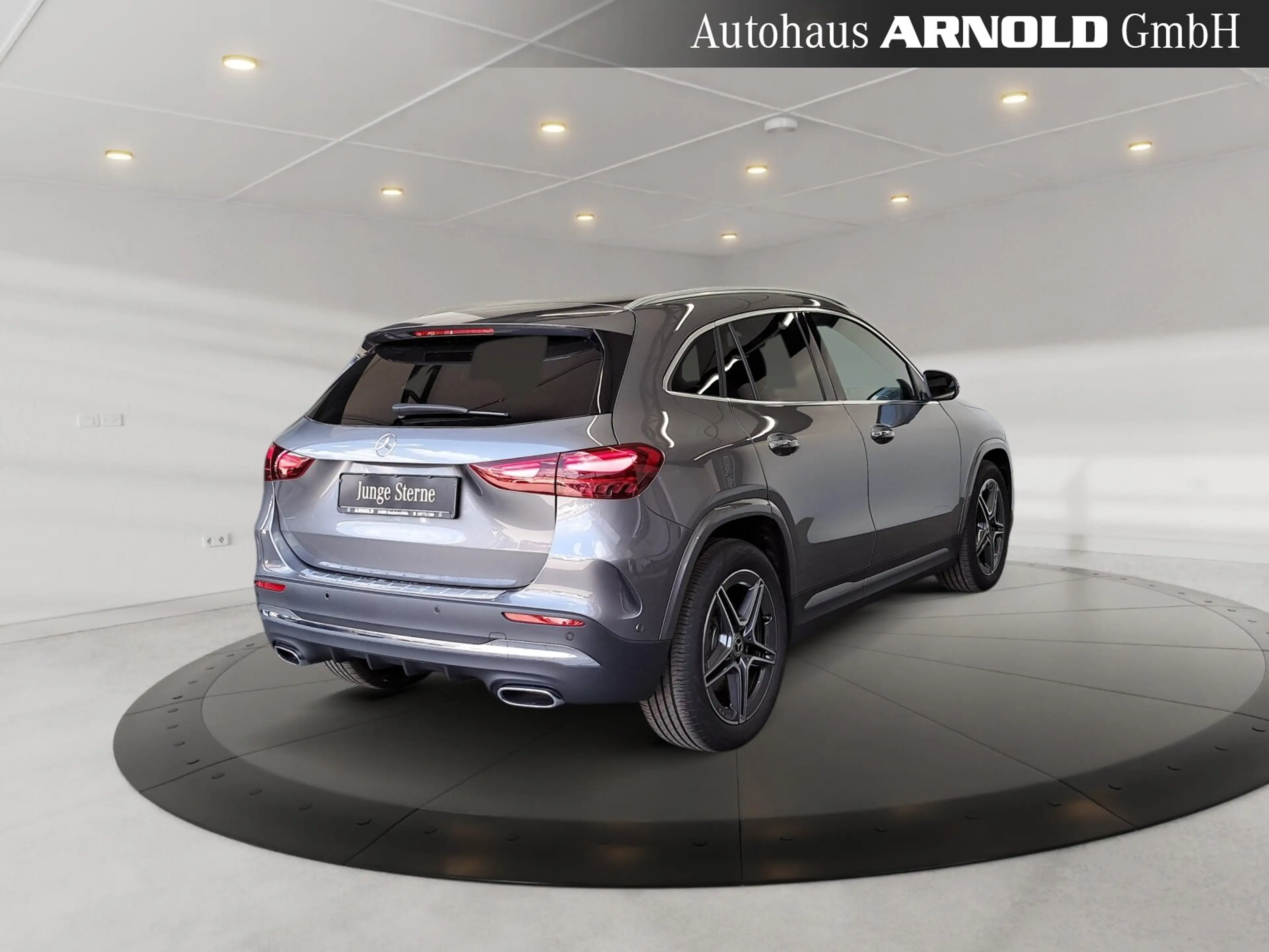 Mercedes-Benz GLA 250 GLA 250 4M AMG-Line 360° DISTRONIC el-Klappe LED — photo 4