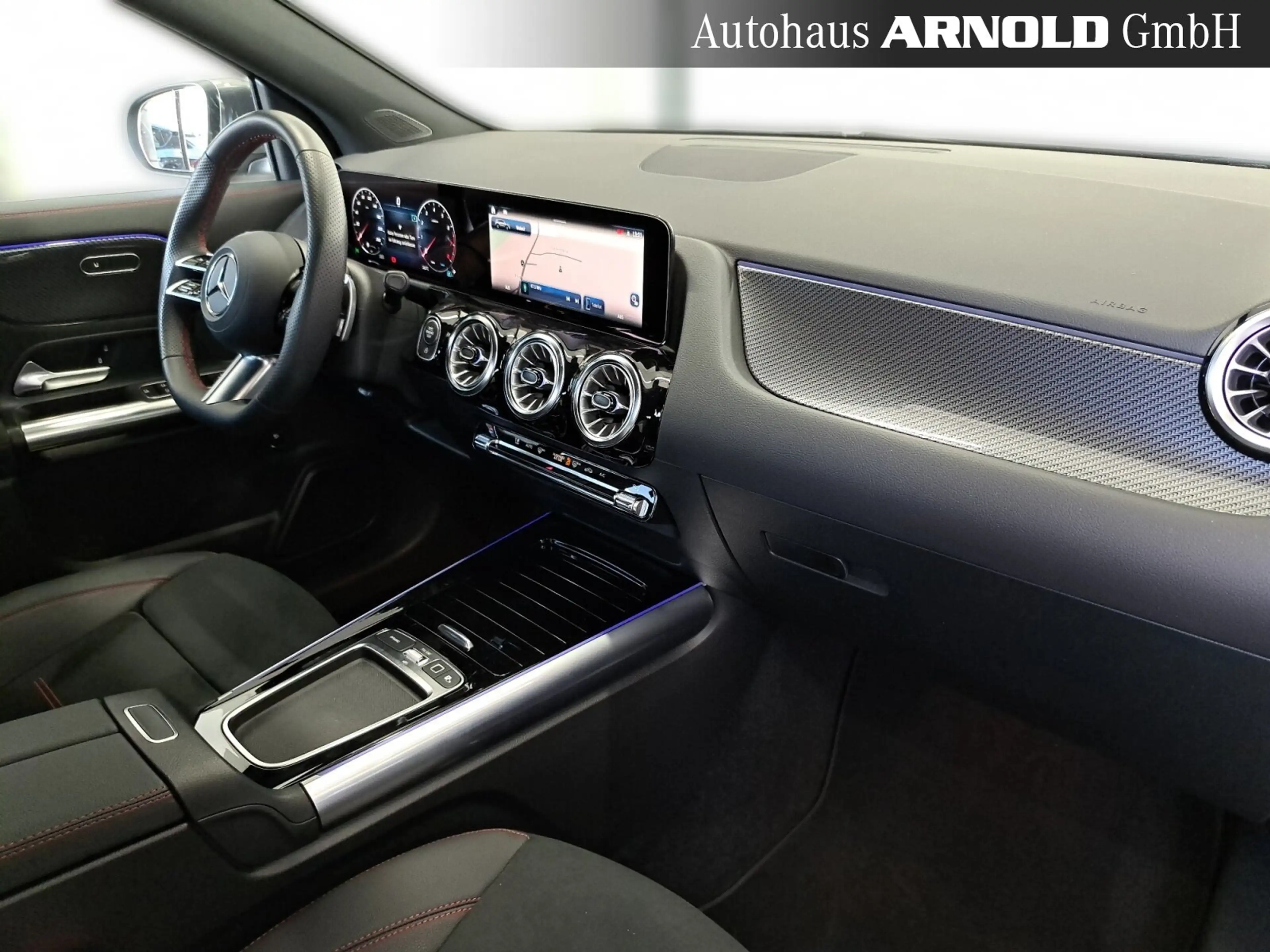 Mercedes-Benz GLA 250 GLA 250 4M AMG-Line 360° DISTRONIC el-Klappe LED — photo 12