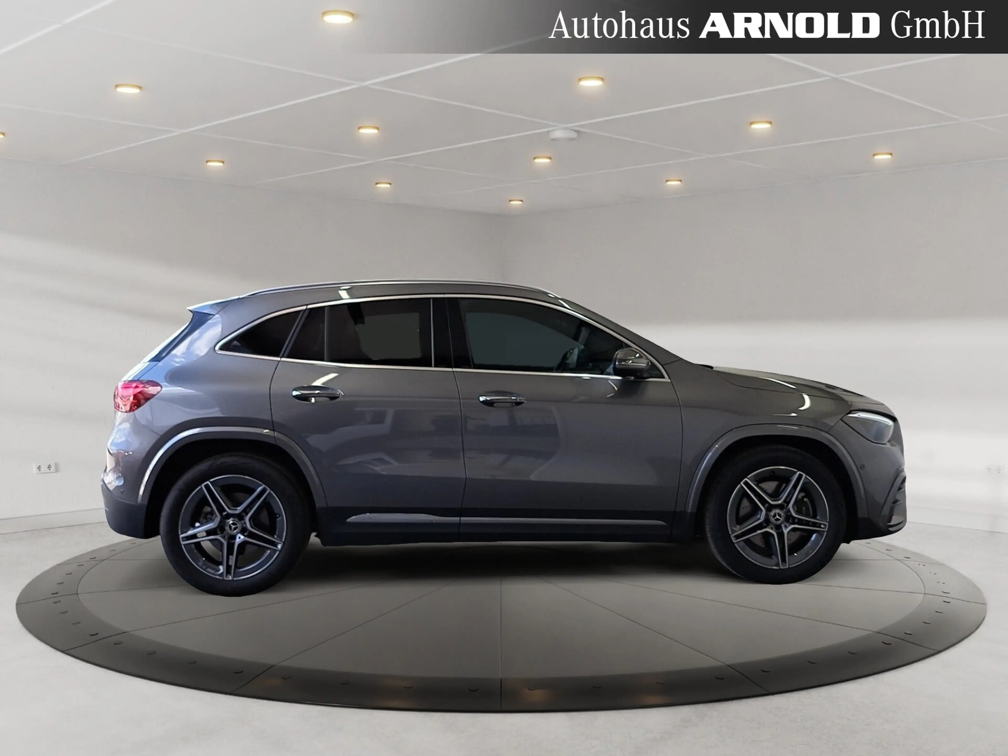 Mercedes-Benz GLA 250 GLA 250 4M AMG-Line 360° DISTRONIC el-Klappe LED — photo 5