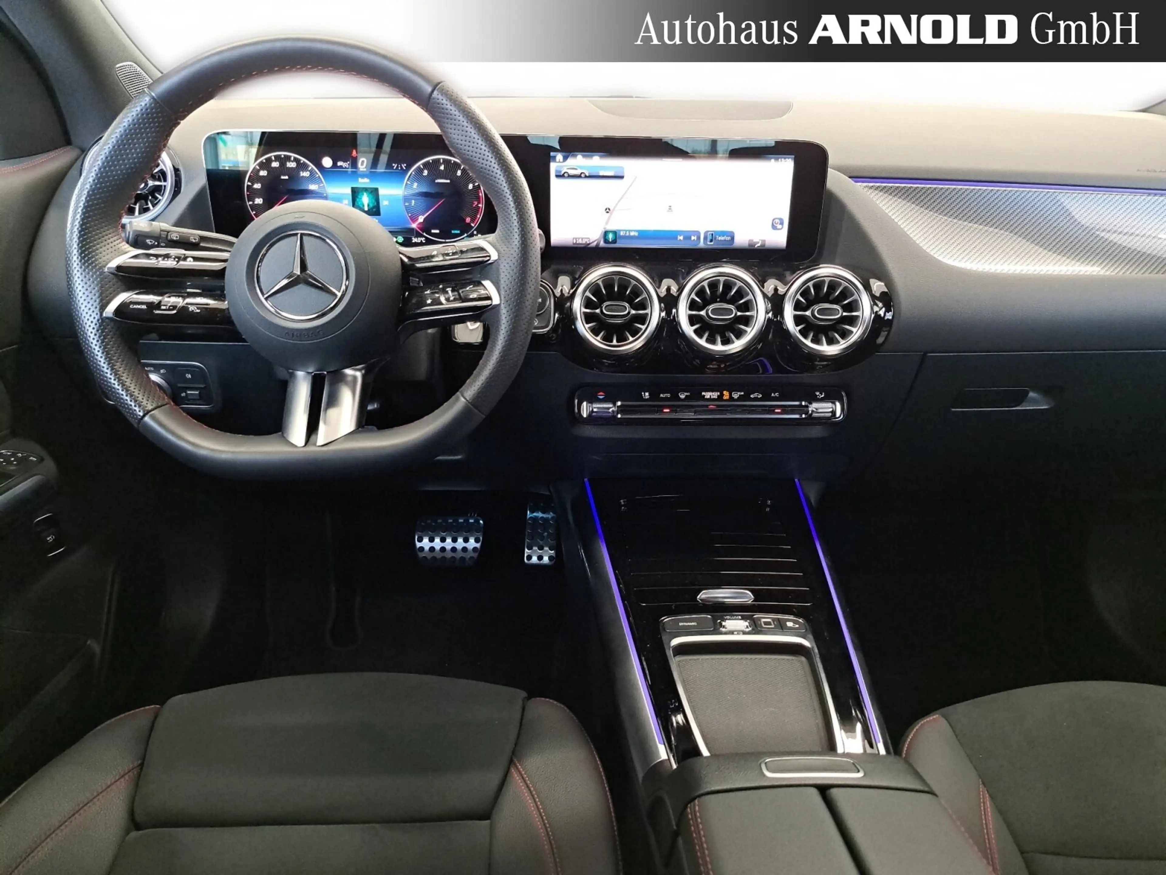 Mercedes-Benz GLA 250 GLA 250 4M AMG-Line 360° DISTRONIC el-Klappe LED — photo 8