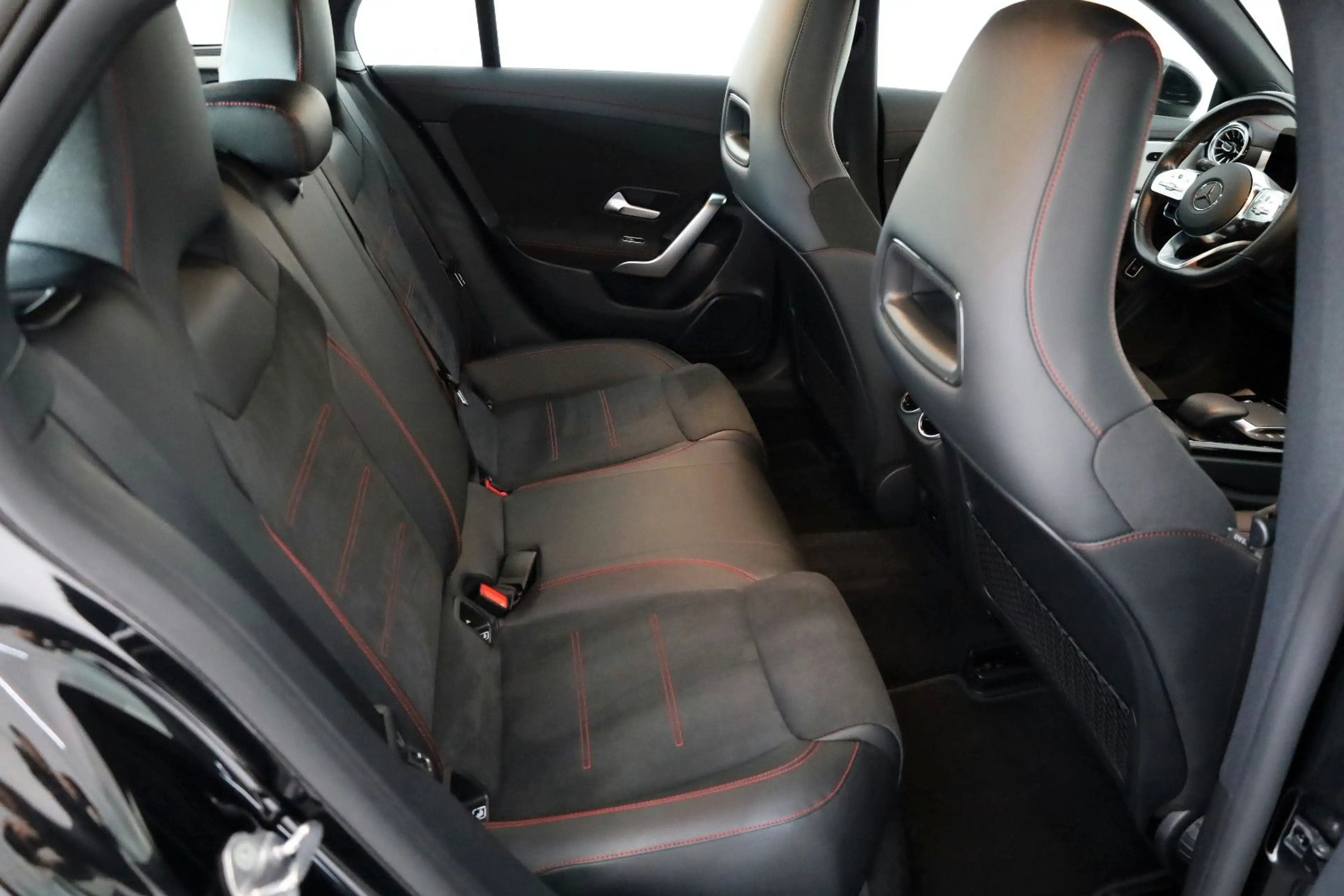 Mercedes-Benz CLA 250 CLA 250 e SB,AMG-line,T.Leder,Navi,LED,SH,Kamera — photo 6