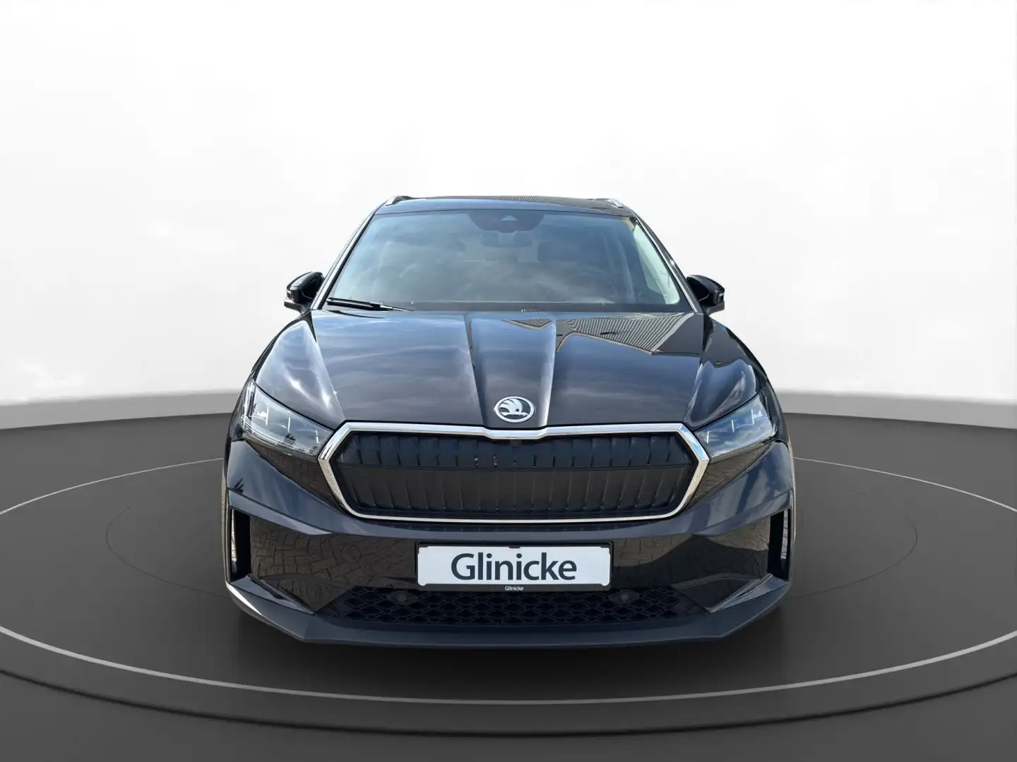 Skoda Enyaq iV 85x Suite Schwarz - 2
