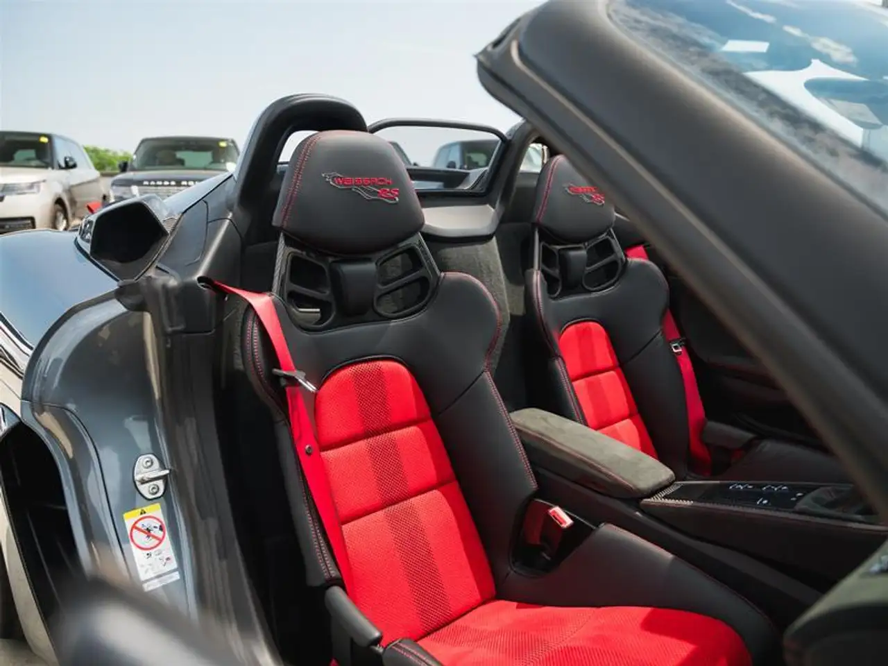 Porsche 718 Spyder photo Porsche 718 Spyder
