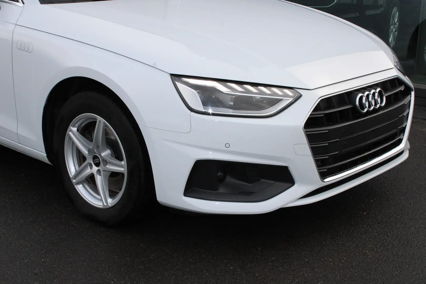 Audi A4 AVANT 35TFSI-S TRONIC-LEDER-ALU V-AC-PANO DAK-APPC Wit - 2