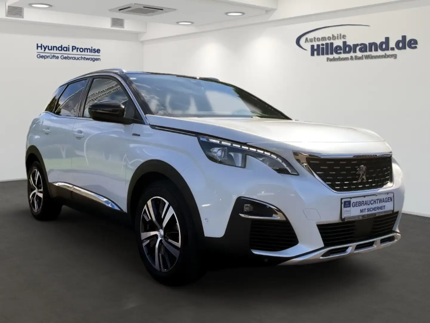 Peugeot 3008 Allure 1.2 PureTech 130 EU6d+Panorama+Focal Panora Weiß - 2