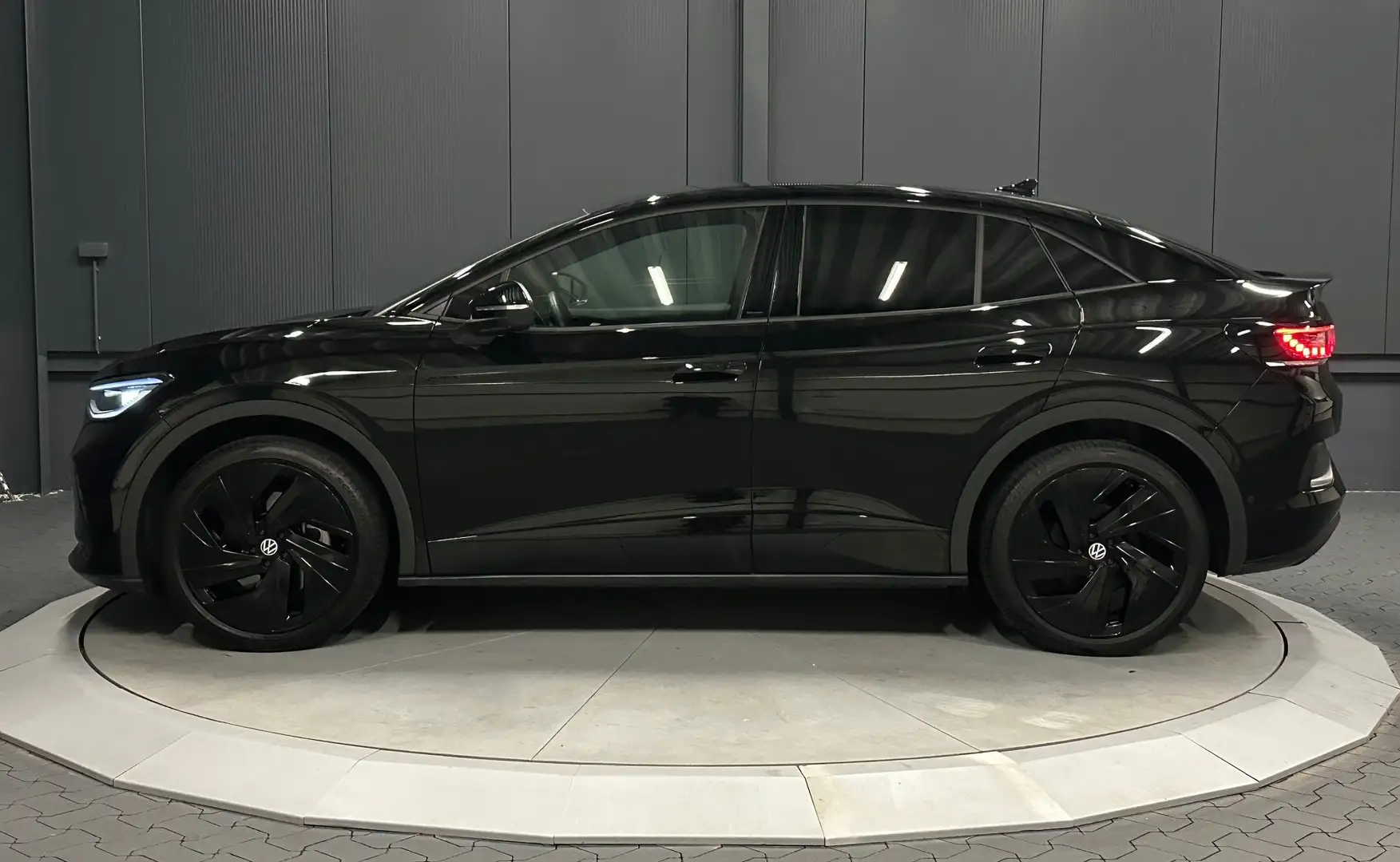 Volkswagen ID.5 GTX 250 kW 4Motion*21Zoll*Wärmepumpe*HIFI*360* Schwarz - 2