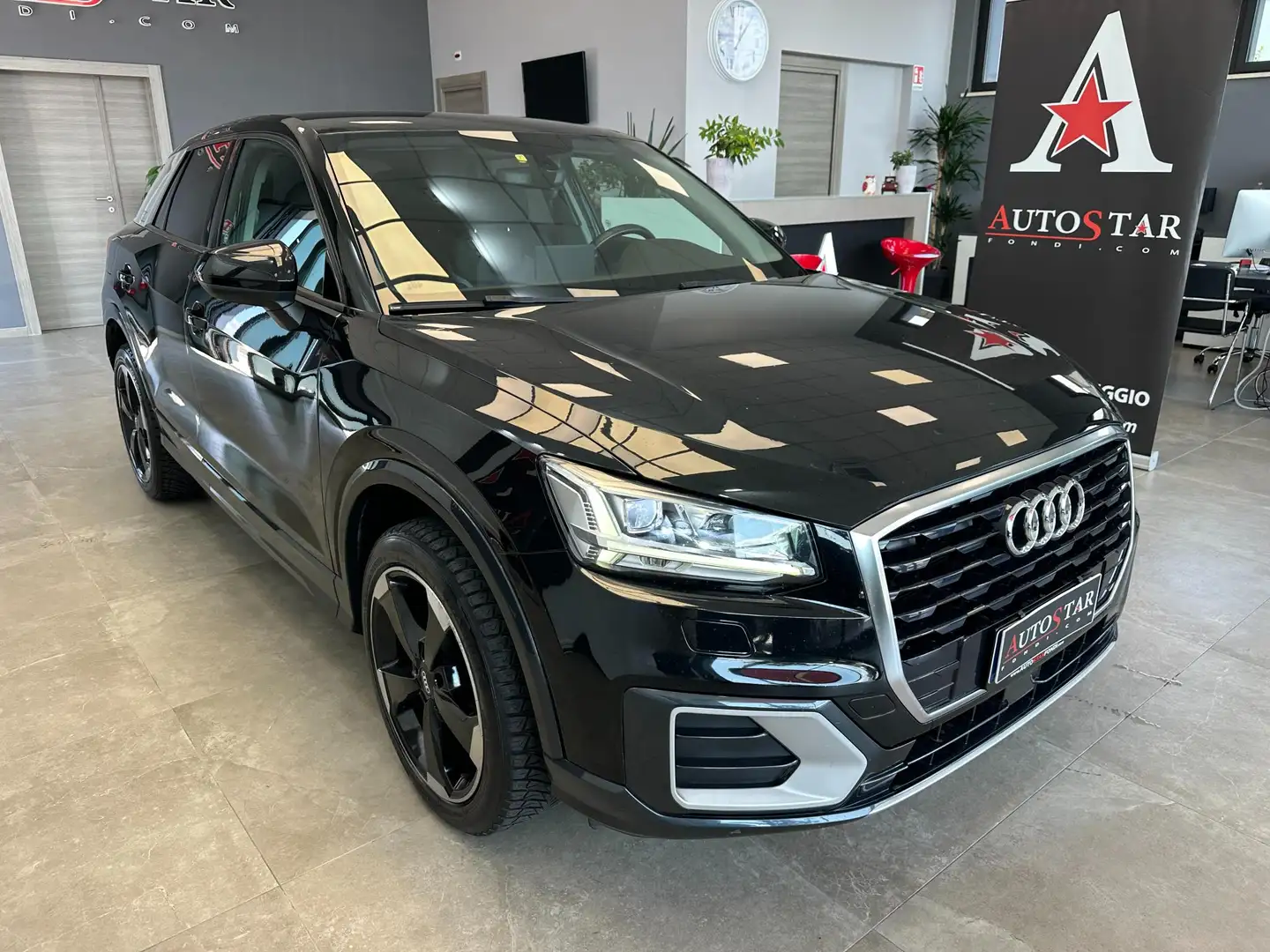 Audi Q2 30 1.6 tdi s-tronic Zwart - 2