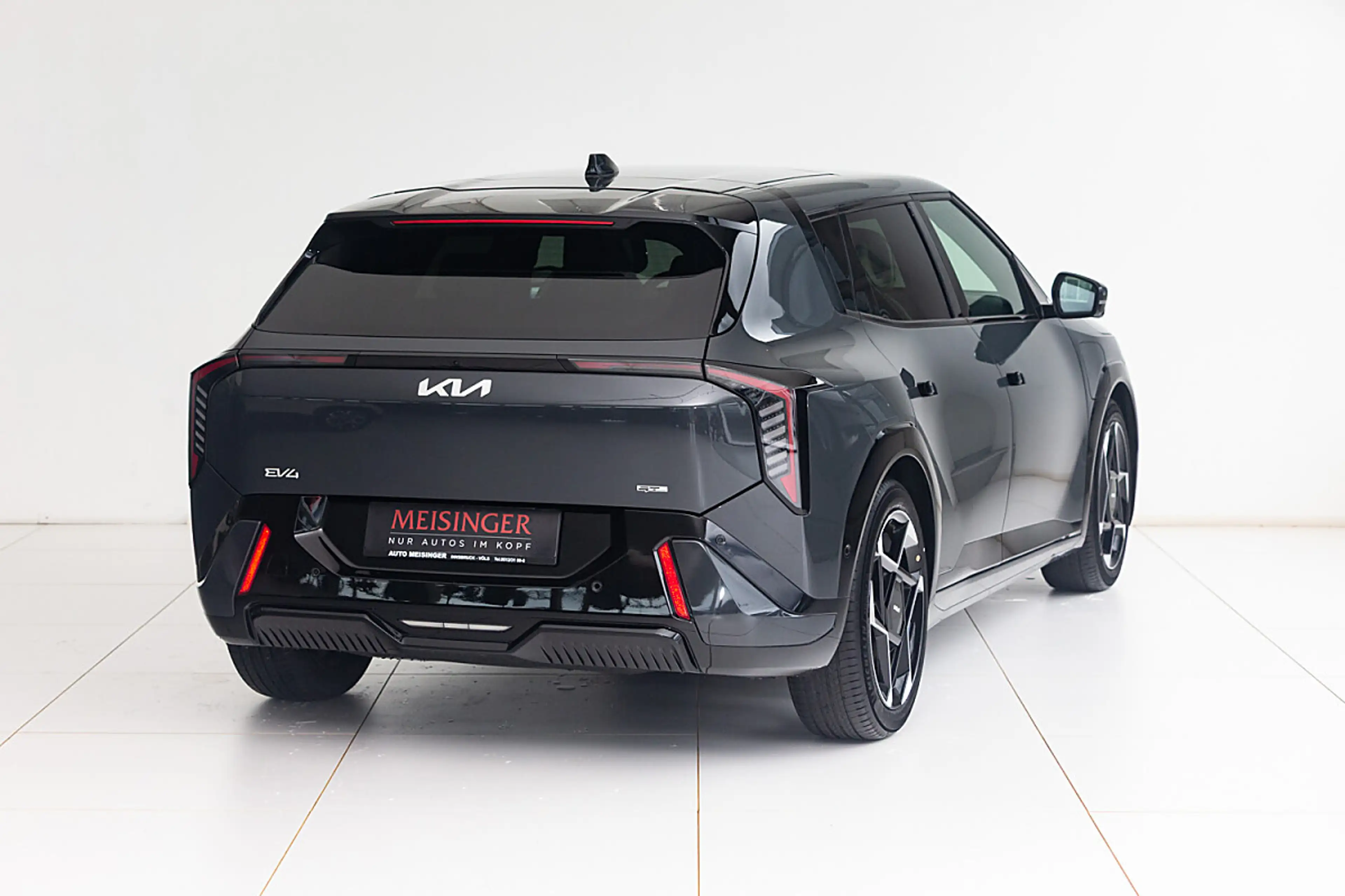 Kia EV4 HB FWD 81,4kWh GT-Line — photo 2