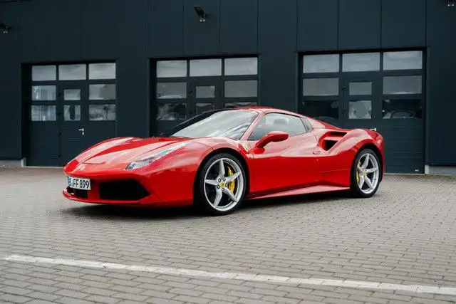 Ferrari 488 *Lift*PDC*RFK*Mwst*1.Hand