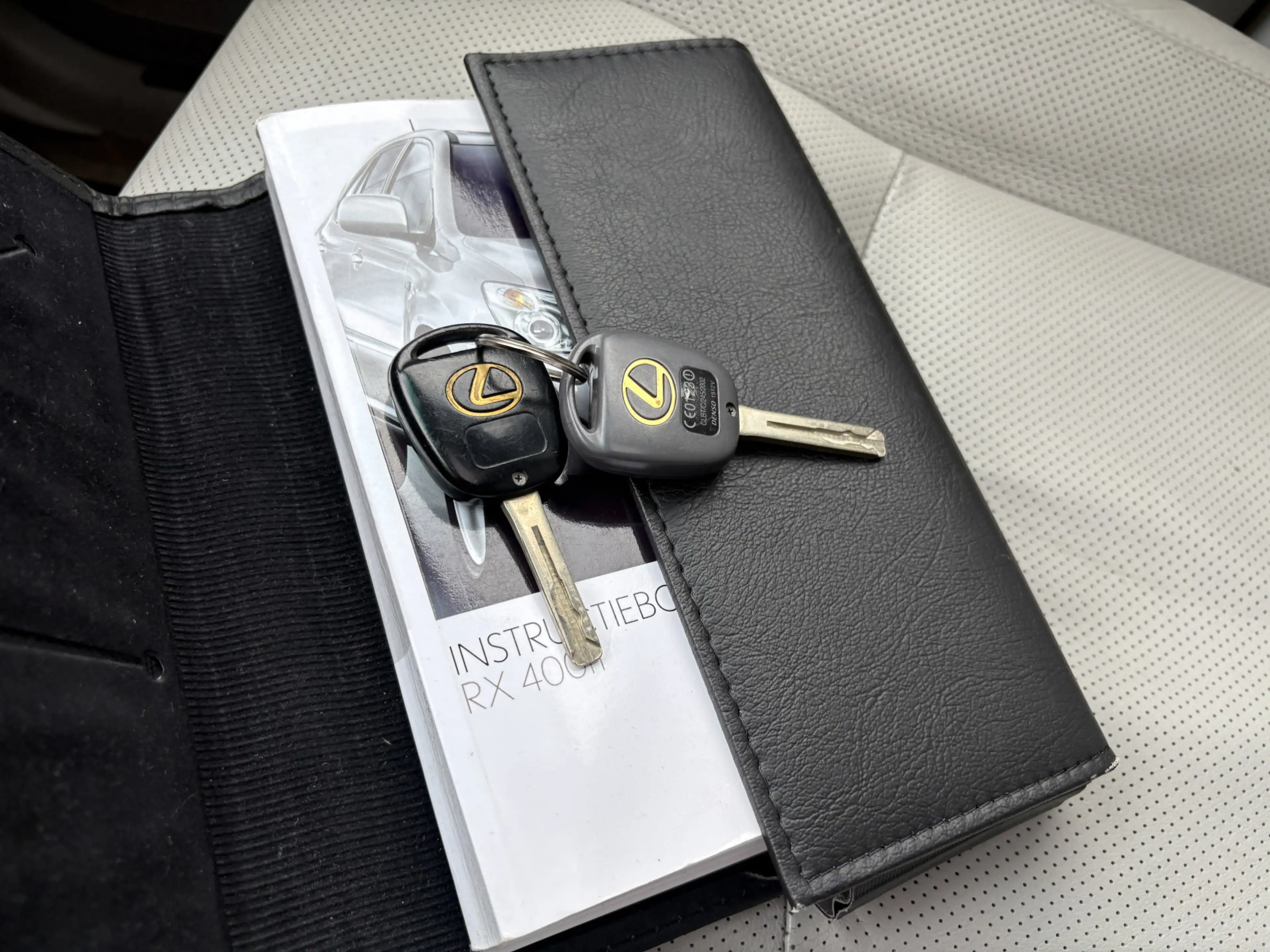 Lexus RX 400 400h Executive / AUTOMAAT / LEER / SCHUIFDAK — photo 18