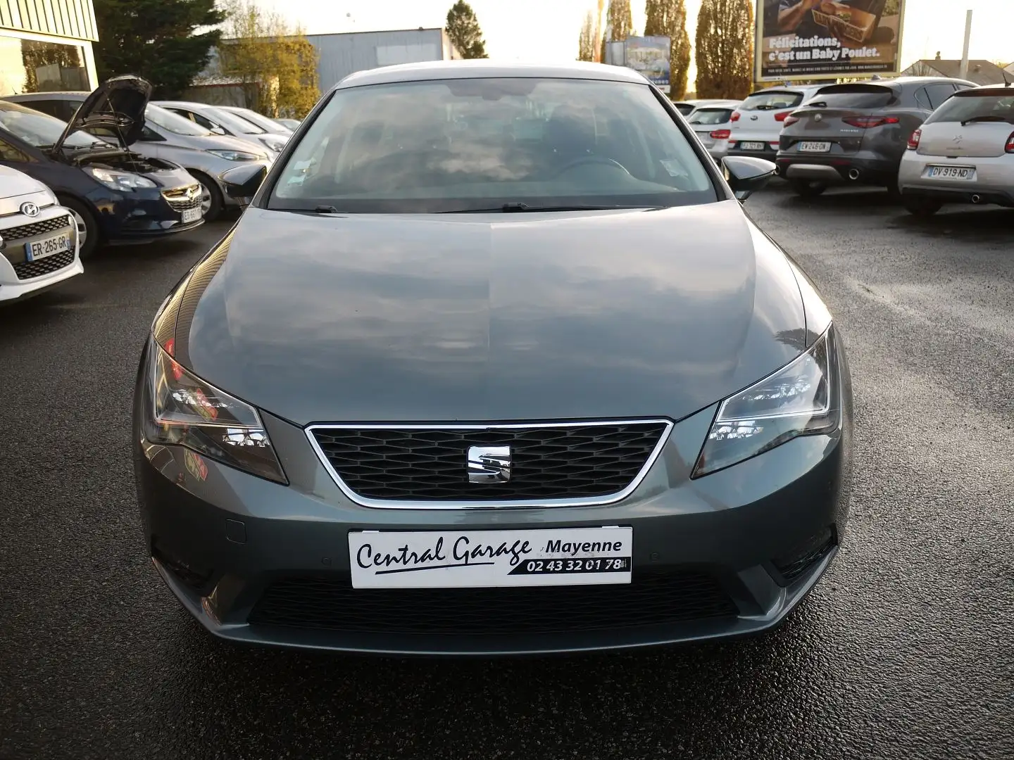 SEAT Leon 1.2 TSI 110CH PREMIUM START\u0026STOP Gris - 2