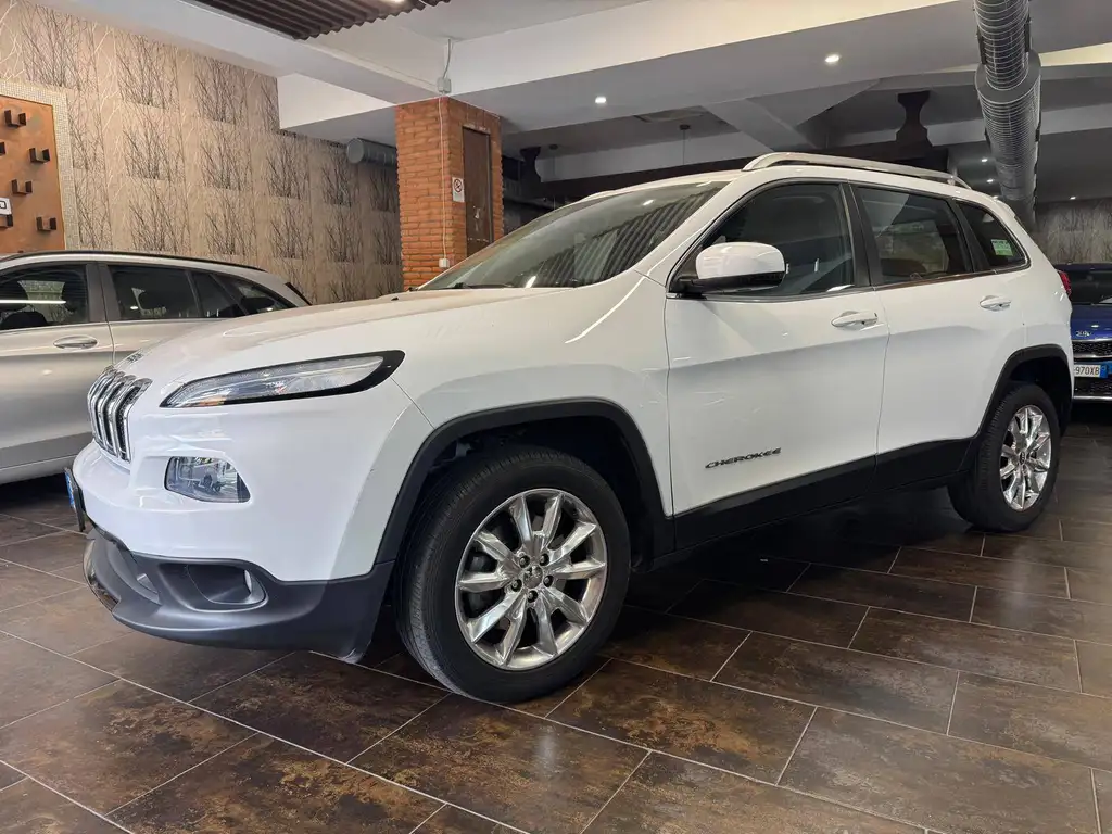 Jeep Cherokee 2014 из Европы — купить под ключ