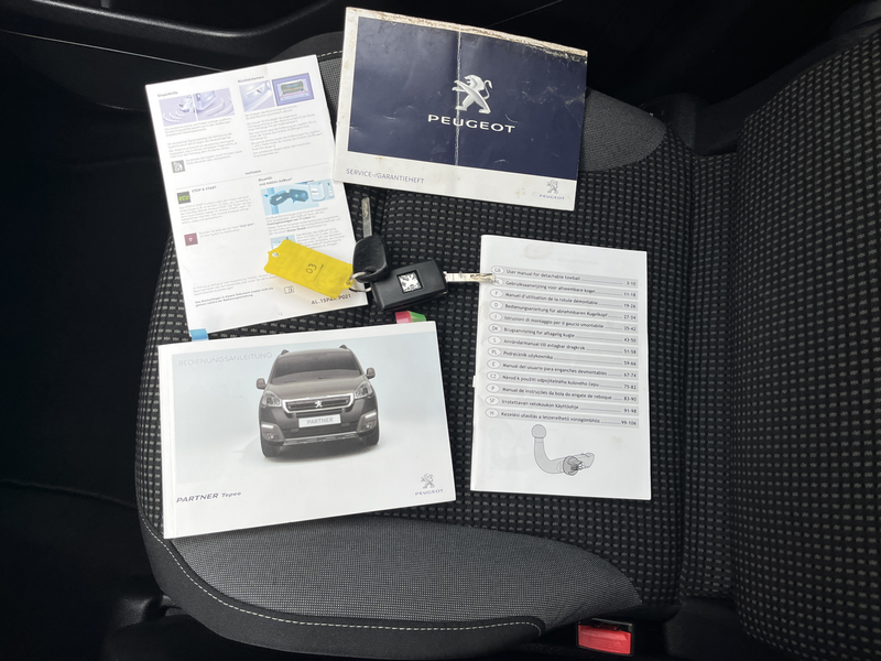 Peugeot Partner Tepee 1.2 PureTech Active Airco Cruise control Tre — photo 46