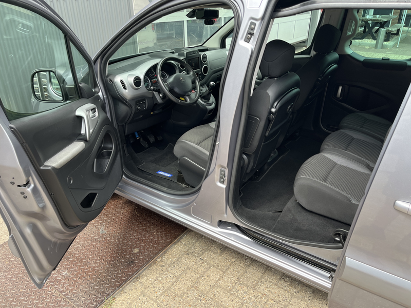 Peugeot Partner Tepee 1.2 PureTech Active Airco Cruise control Tre — photo 31