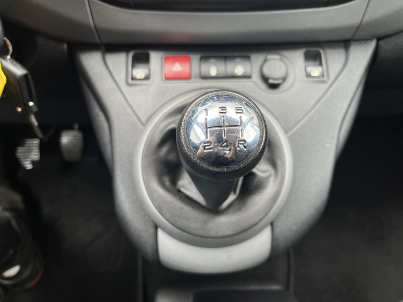 Peugeot Partner Tepee 1.2 PureTech Active Airco Cruise control Tre — photo 44