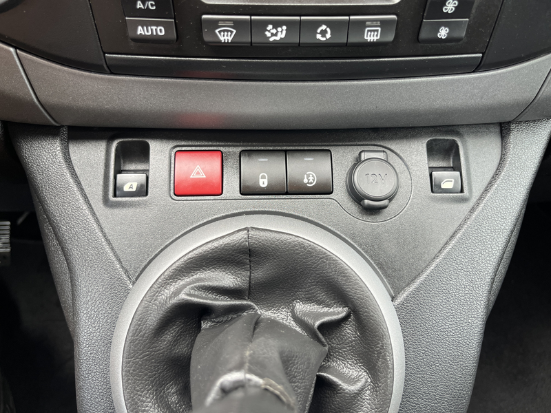 Peugeot Partner Tepee 1.2 PureTech Active Airco Cruise control Tre — photo 43