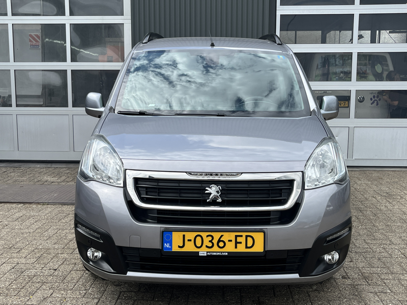 Peugeot Partner Tepee 1.2 PureTech Active Airco Cruise control Tre — photo 18