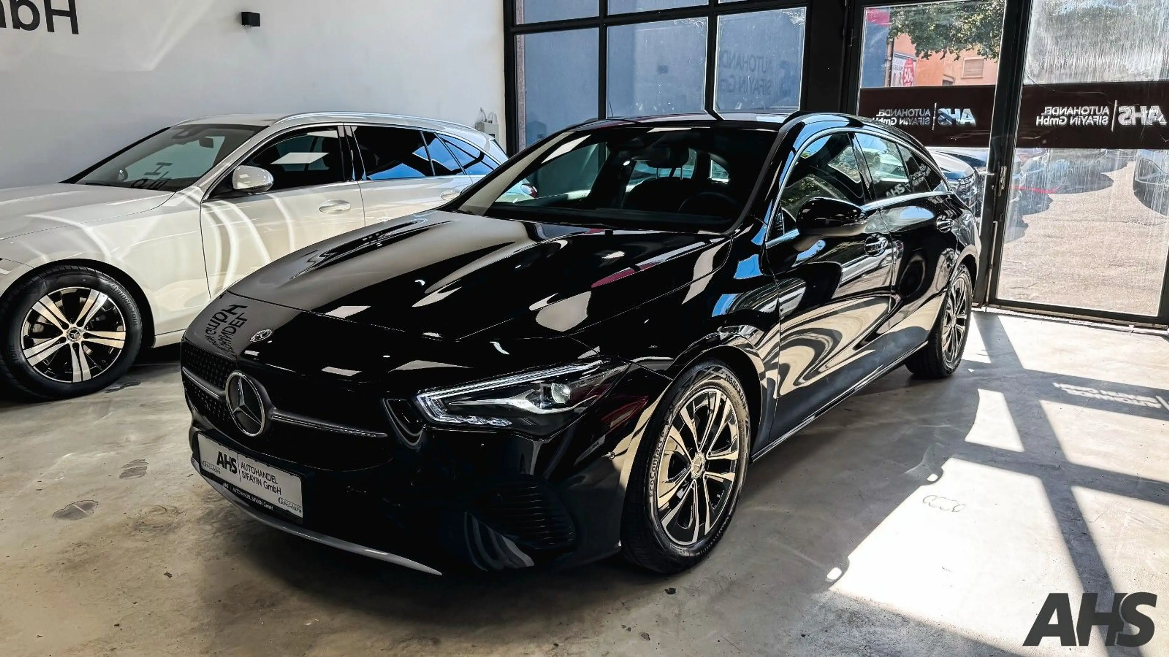 Mercedes-Benz CLA 200 | LED | Kamera | MBUX — photo 3