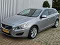 Volvo V60 2.0 D3 5-Cilinder /Dealer Onderhouden/PDC/Trekhaak Grijs - thumbnail 29