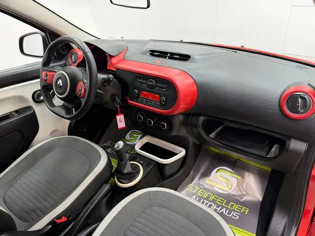 Renault Twingo view 10