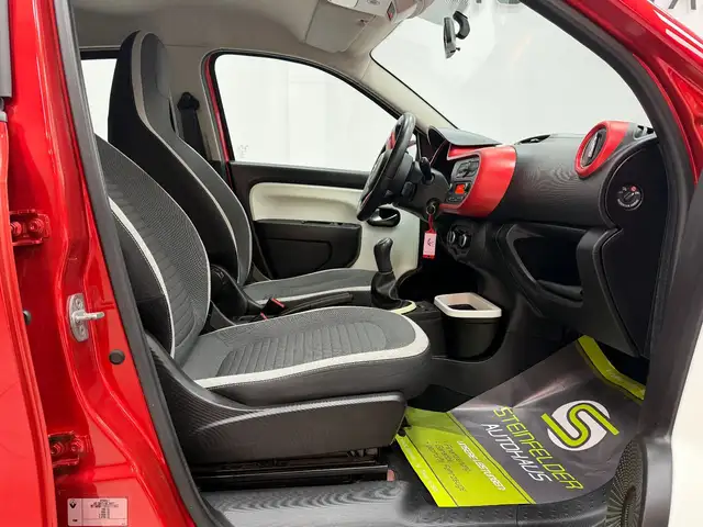 Renault Twingo view 12
