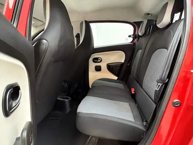 Renault Twingo view 13