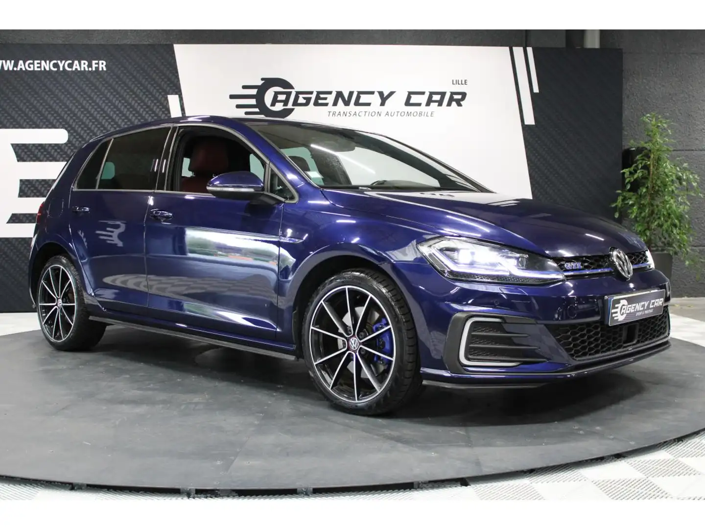 Volkswagen Golf GTE 1.4 TSI 204 Hybrid BV DSG6 PH2 Suivi VW complet Bleu - 2