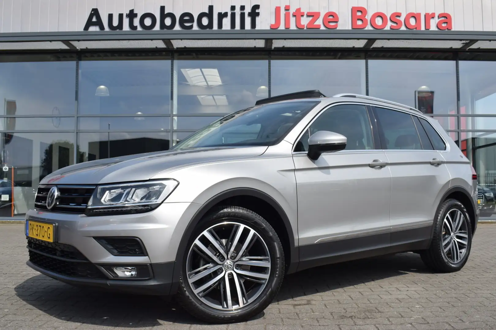 Volkswagen Tiguan 1.4 TSi Comfortline Business LED | Panoramadak | D Gris - 1