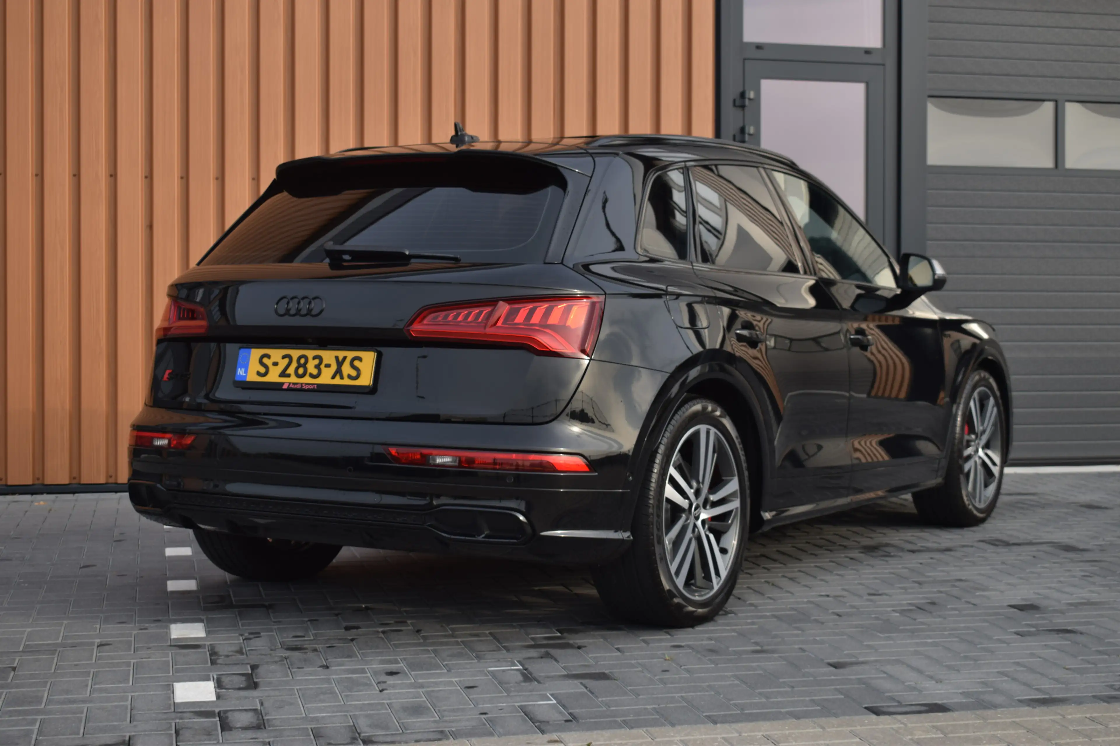 Audi SQ5 3.0 TFSI 354pk Quattro | Luchtvering | Pano | RS s — photo 4