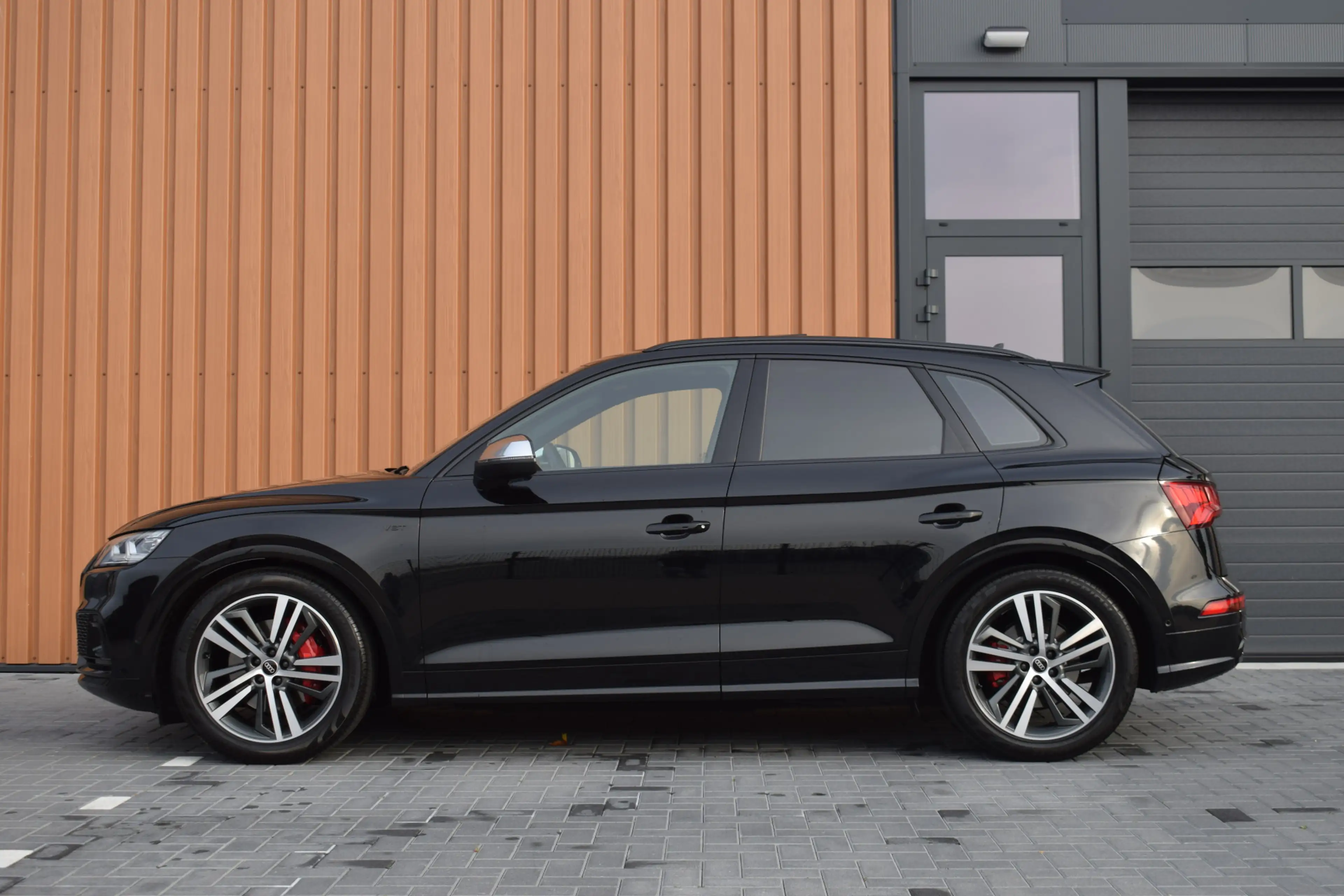 Audi SQ5 3.0 TFSI 354pk Quattro | Luchtvering | Pano | RS s — photo 2
