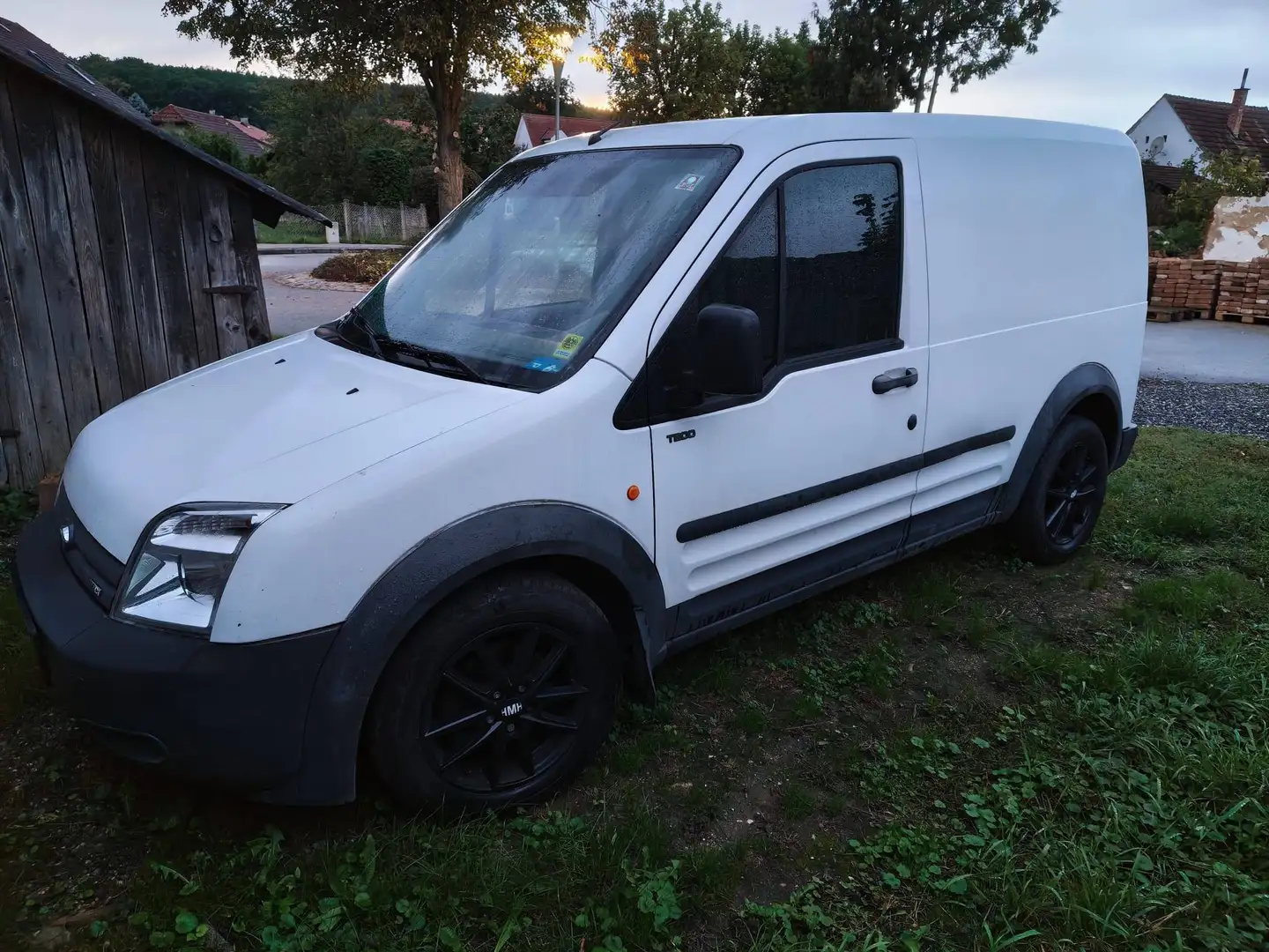 Ford Transit Connect Weiß - 1
