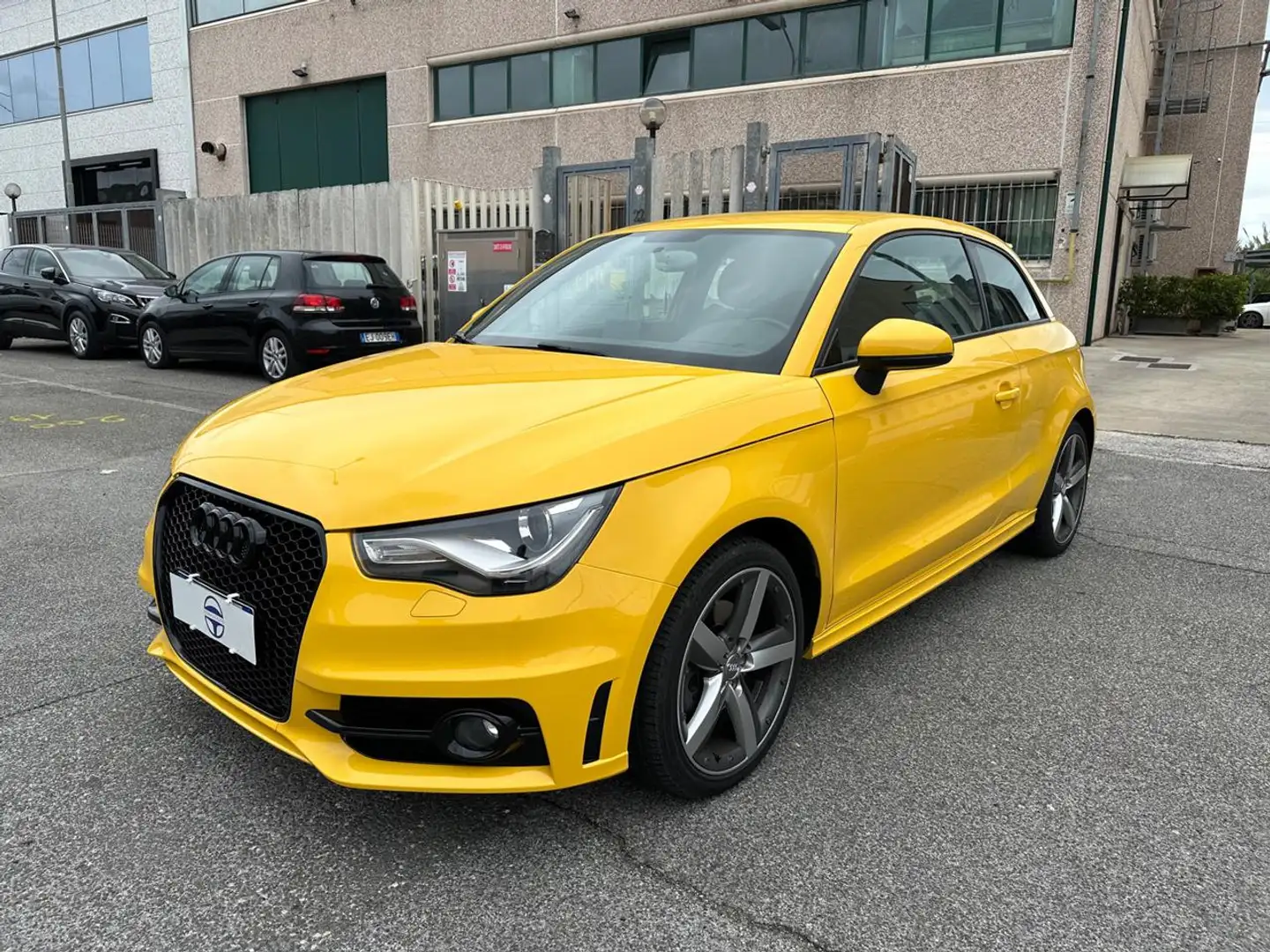 Audi A1 1.4 TFSI 122cv Jaune - 1