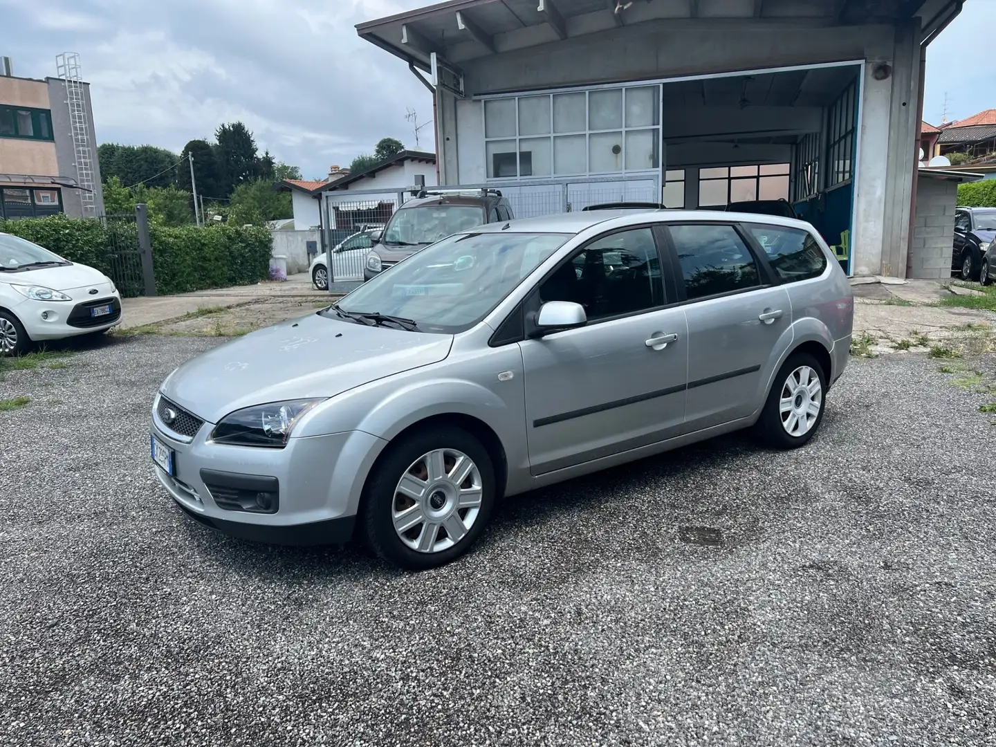 Ford Focus CC Focus 1.8 TDCi (115CV) S.W. Сірий - 1