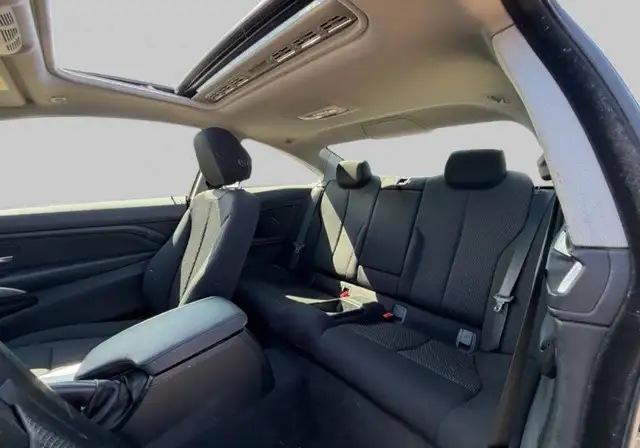 BMW 4 Series view 8