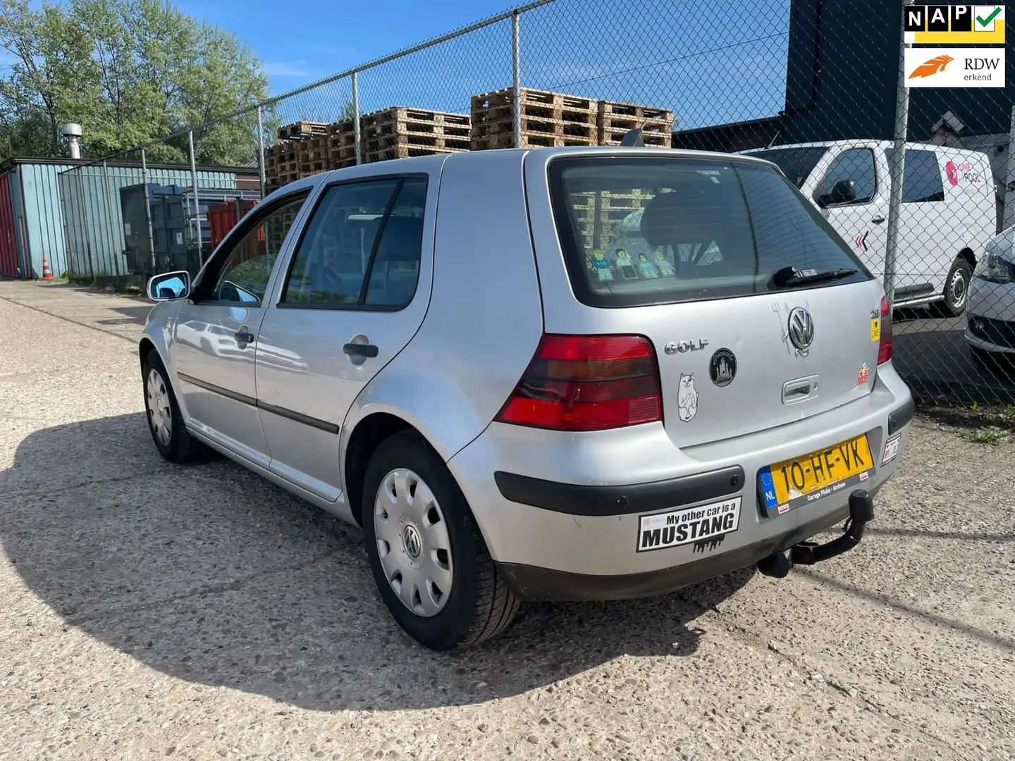 Volkswagen Golf 2.0 Trendline 5-deurs siva - 1