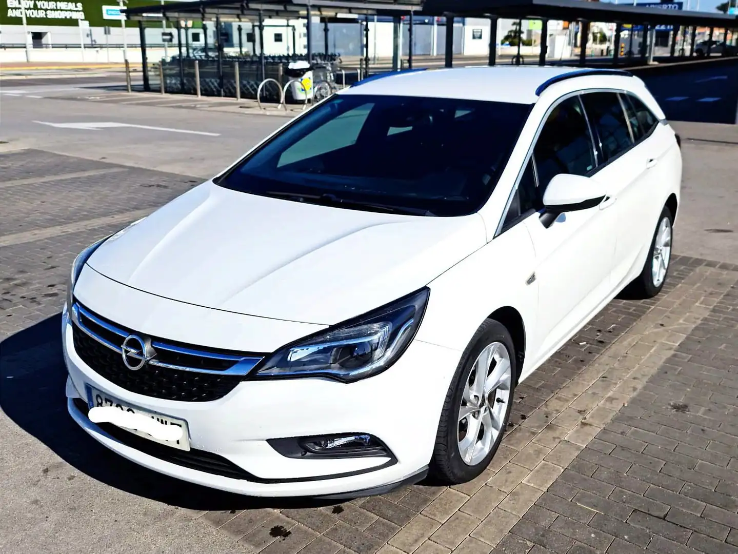 Opel Astra ST 1.6CDTi Dynamic 110 Blanco - 2