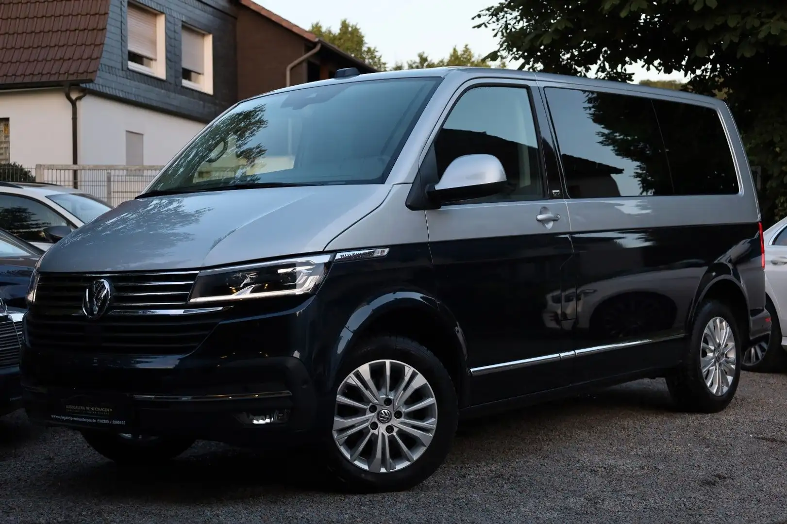 Volkswagen T6 Multivan T6.1 Multivan Gen. Six/STHZ/KAM/SIDE+LANE/ACC/ Silber - 1