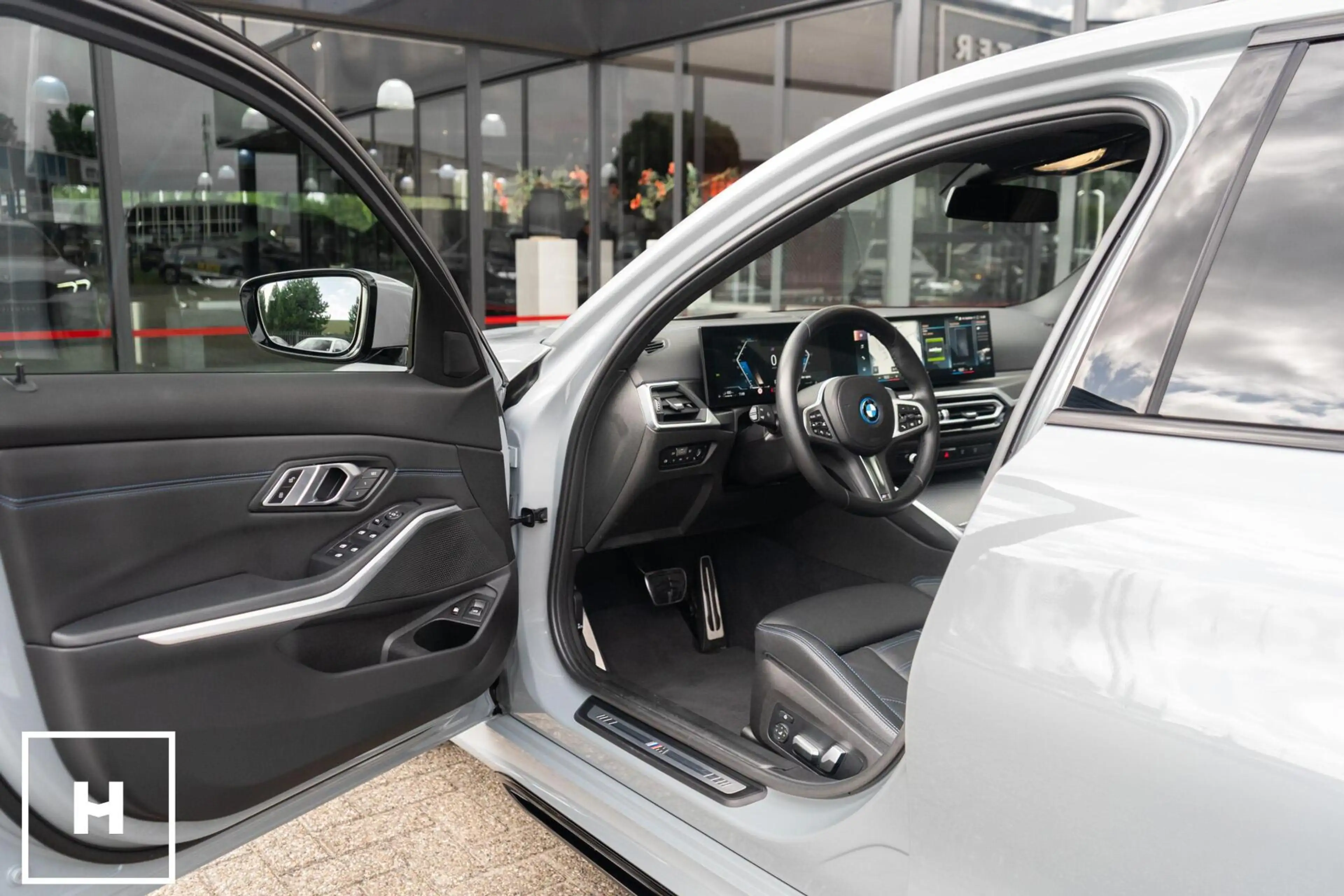 BMW 330 3-serie 330e xDrive M-Sport Pro | M-Stoelen! | Ada — photo 27