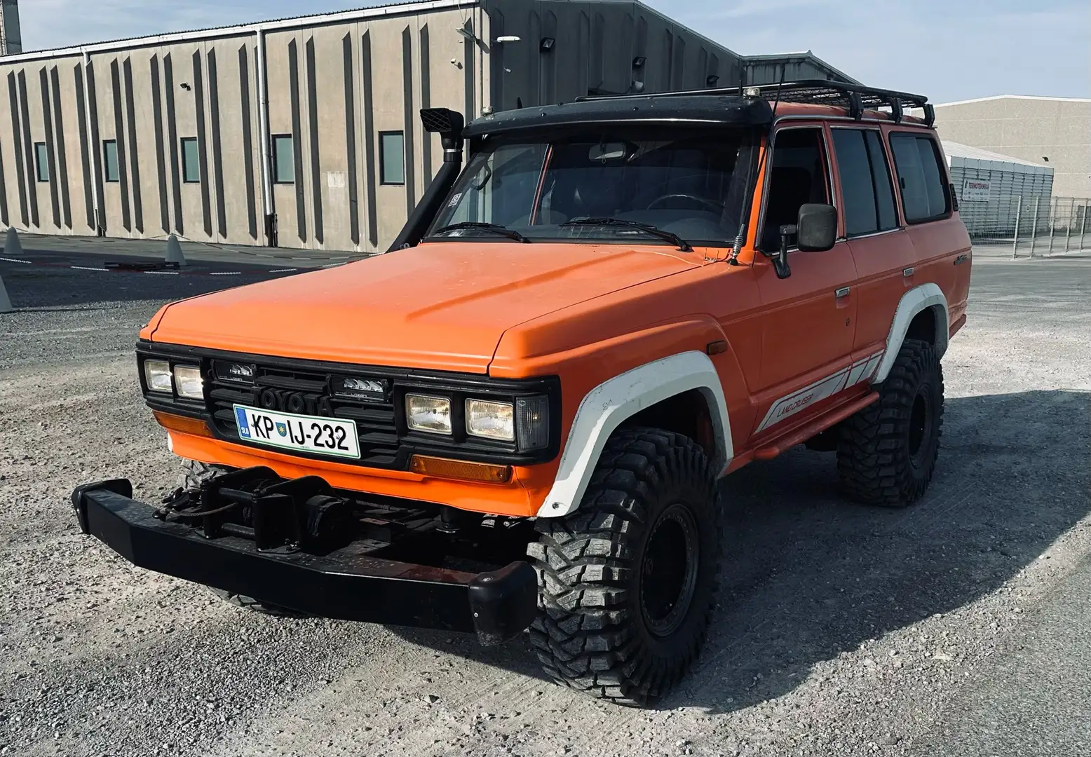 Toyota Land Cruiser HJ 61 - 1