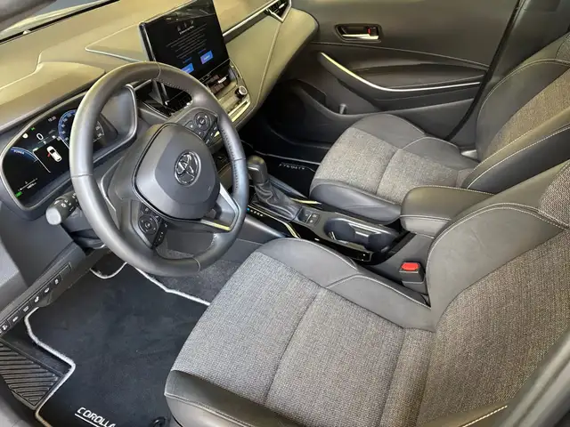 Toyota Corolla view 10