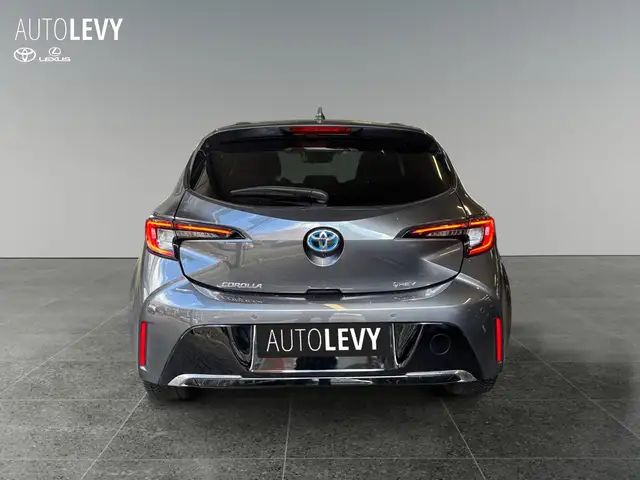 Toyota Corolla view 5