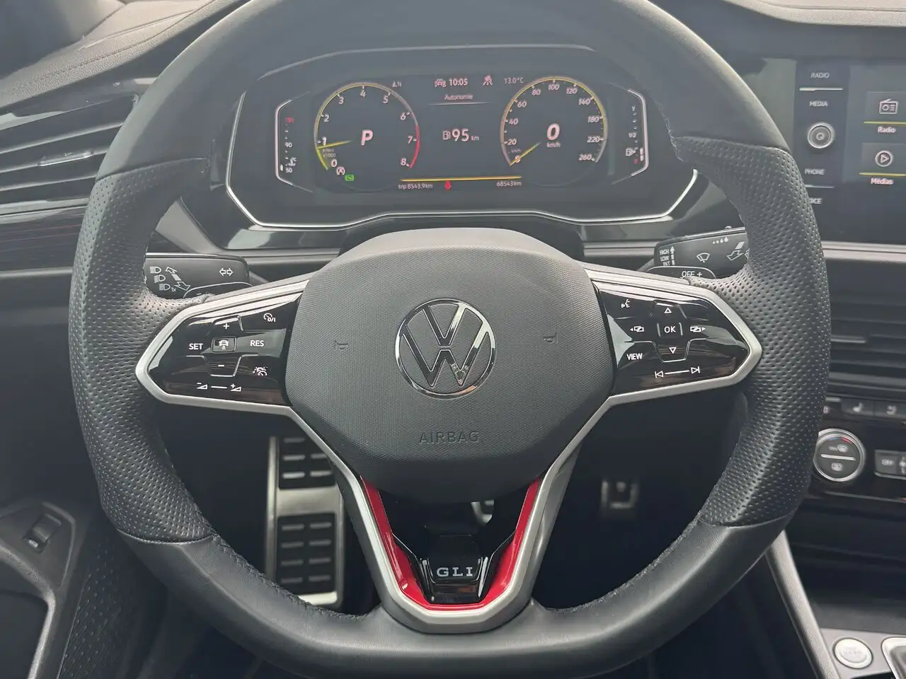 Volkswagen Jetta снимка Volkswagen Jetta