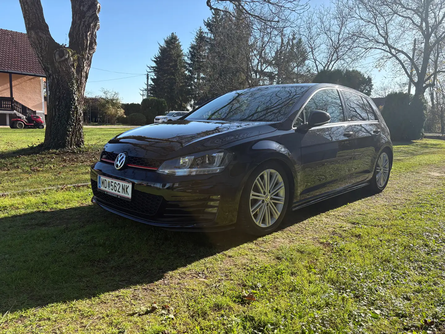 Volkswagen Golf Golf R-Line 1,6 TDI Schwarz - 1