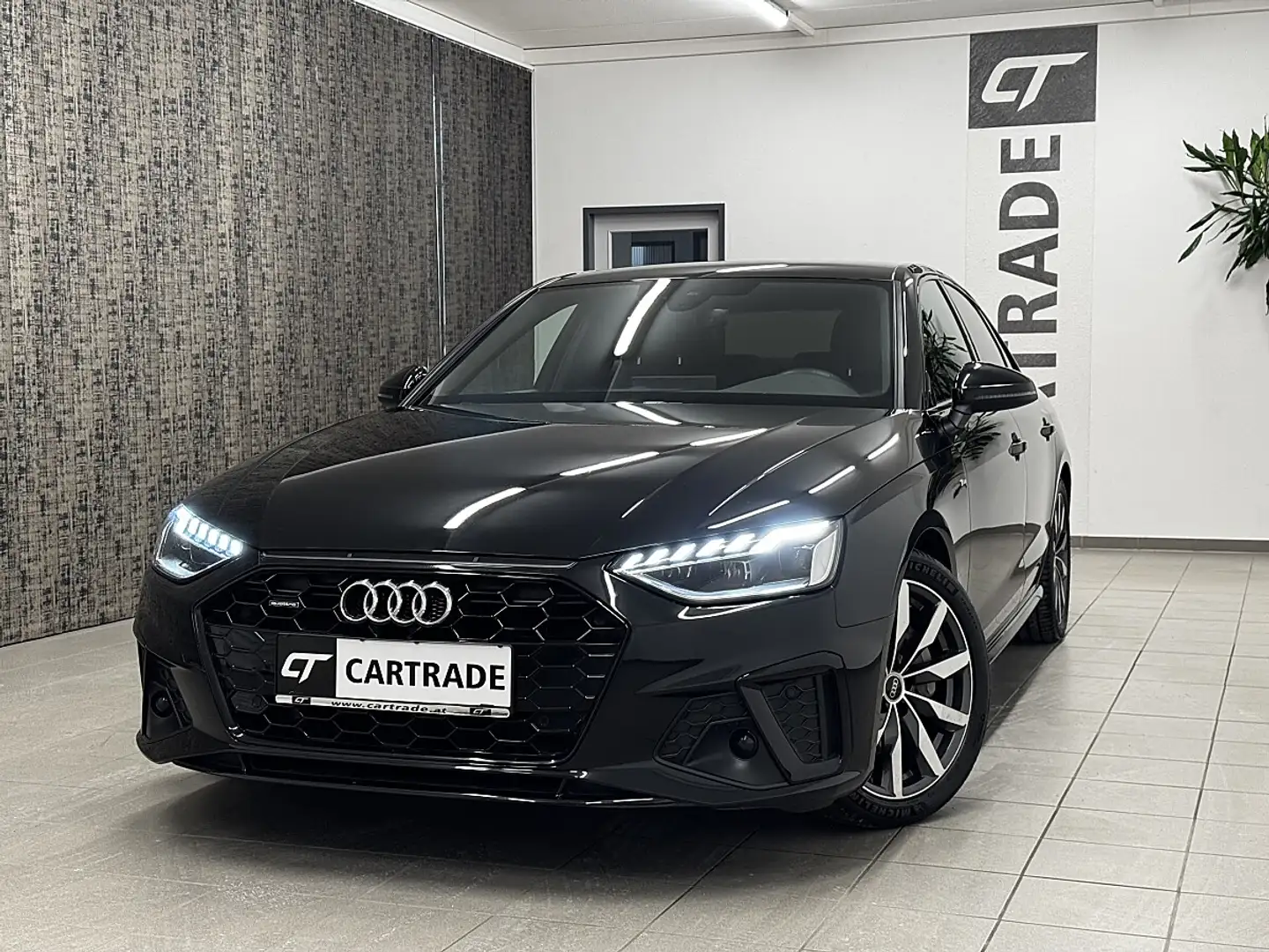 Audi A4 40 TDI quattro S-line S-tronic / MATRIX-LED/ VI... Schwarz - 1